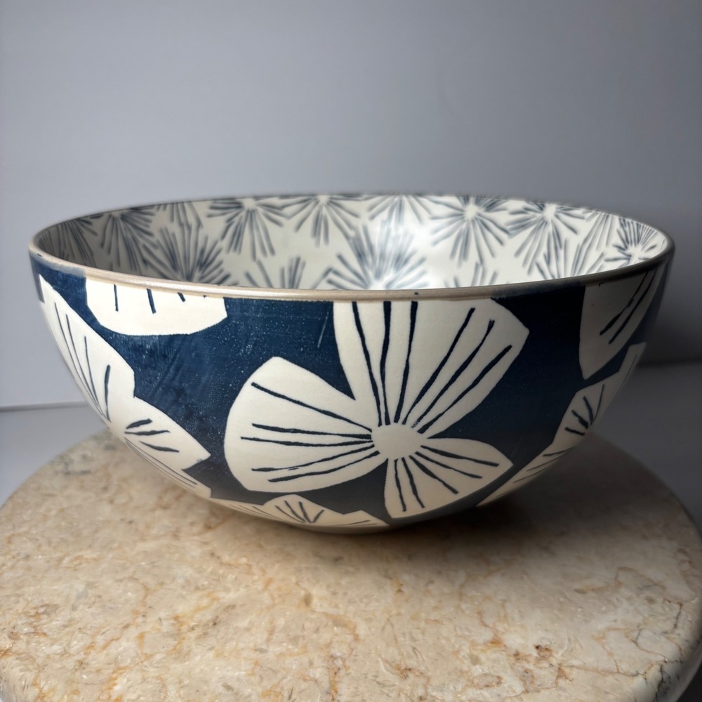 Crate & Barrel Mai Blue Floral Bowl 9" Indigo White Stoneware Starburst Pattern